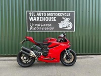 Ducati 959 Panigale 2017 Red Ducati History 12k Miles Gilles Rearsets  