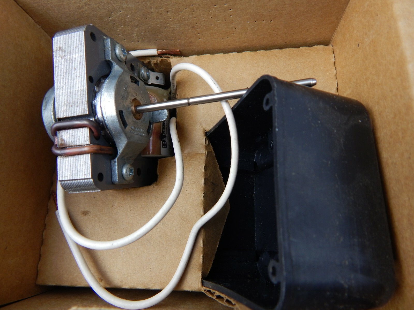 Gemline EM249 Universal Evap. Motor 120VAC 50/60hz. .26Amp 1/2