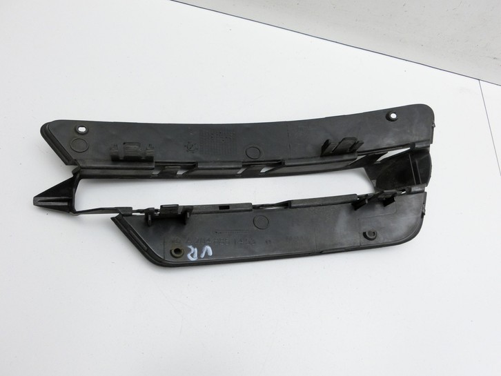 Mercedes W204 S204 C250 07-14 Blende Halter für Nebelscheinwerfer Stoßstange Rechts Mercedes W204 S204 C250 07-14... Vorschau 3