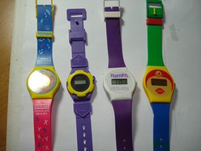 RARE VINTAGE 80'S 90'S ADVERTISING WATCH HERSHEY'S HARRAH'S DAIRY QUEEN GRAHAMS