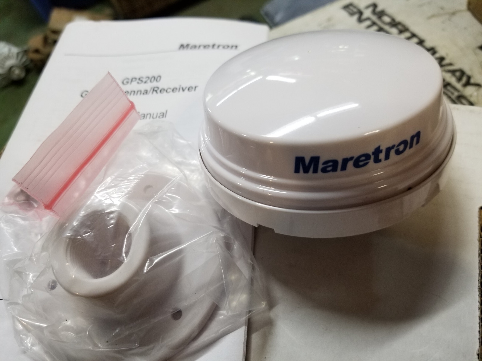 Maretron Gps/Waas Smart Antenna GPS200-01 GPS200 - Picture 2 of 3