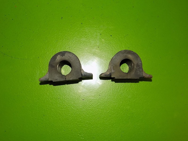 97 98 99 00 01 Prelude SH OEM rear sway bar mount brackets tabs + bushings