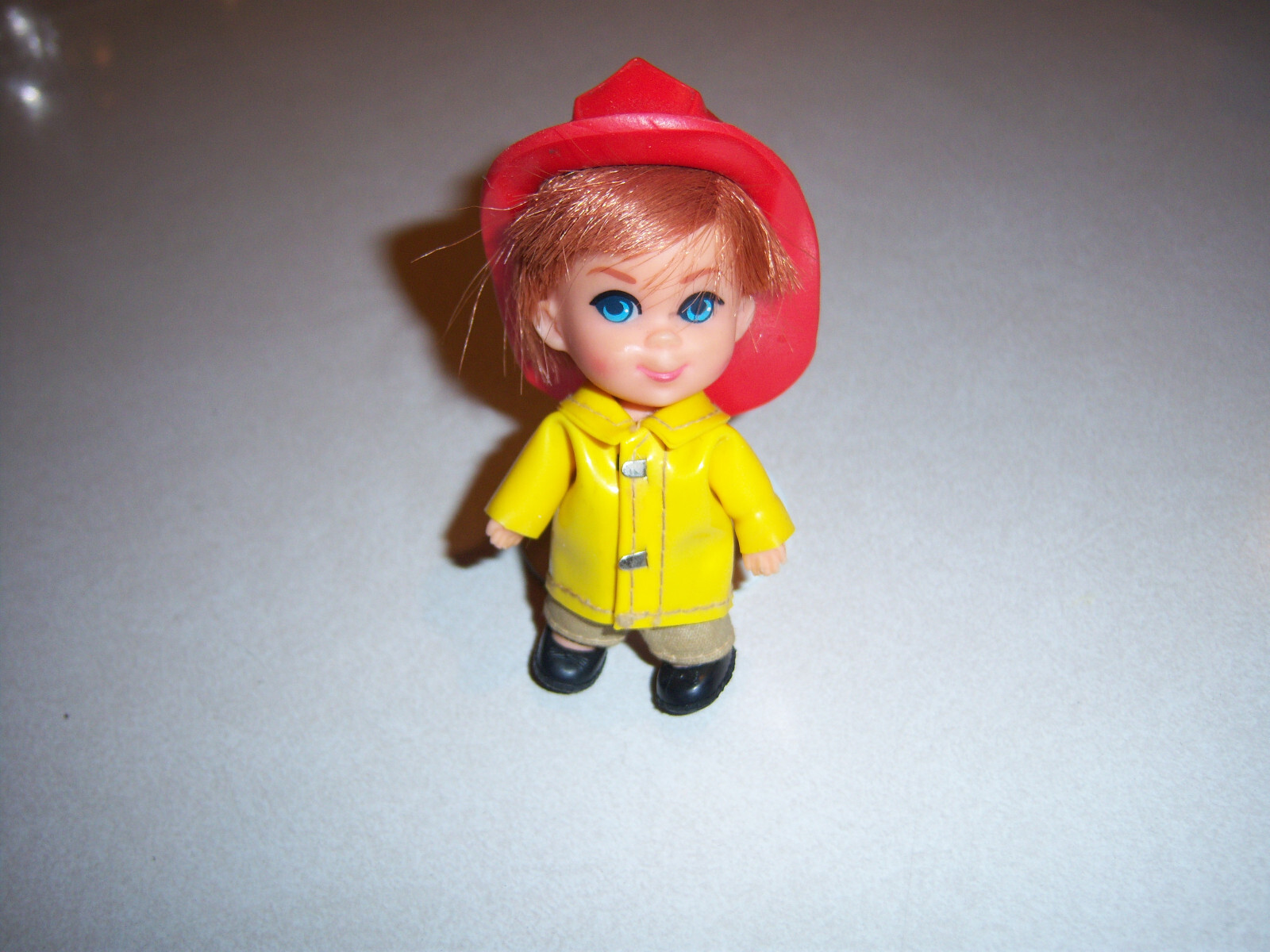 * antique doll ୨୧ ストローハットの ペグドールさん antique doll ୨୧ ストローハットの ペグドールさん - メルカリ