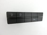 Skoda Octavia 17-20 Schalter ZV Zentralverriegelung PDC Skoda Octavia 17-20 09.11.2017 5E1927132M 1009413608S gebraucht Vorschau 3