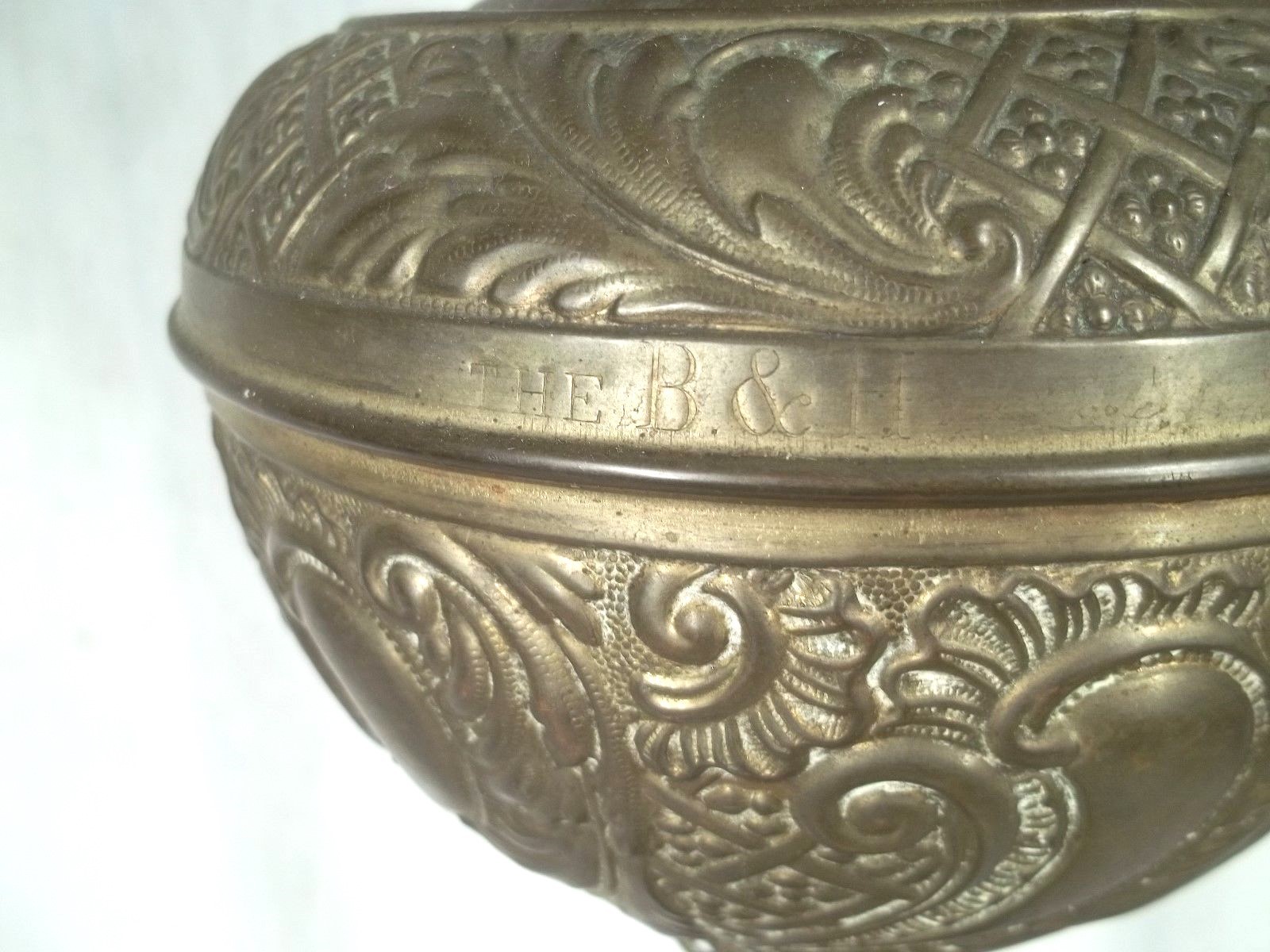 ANTIQUE 19th CENTURY BRADLEY+HUBBARD BANQUET OIL LAMP