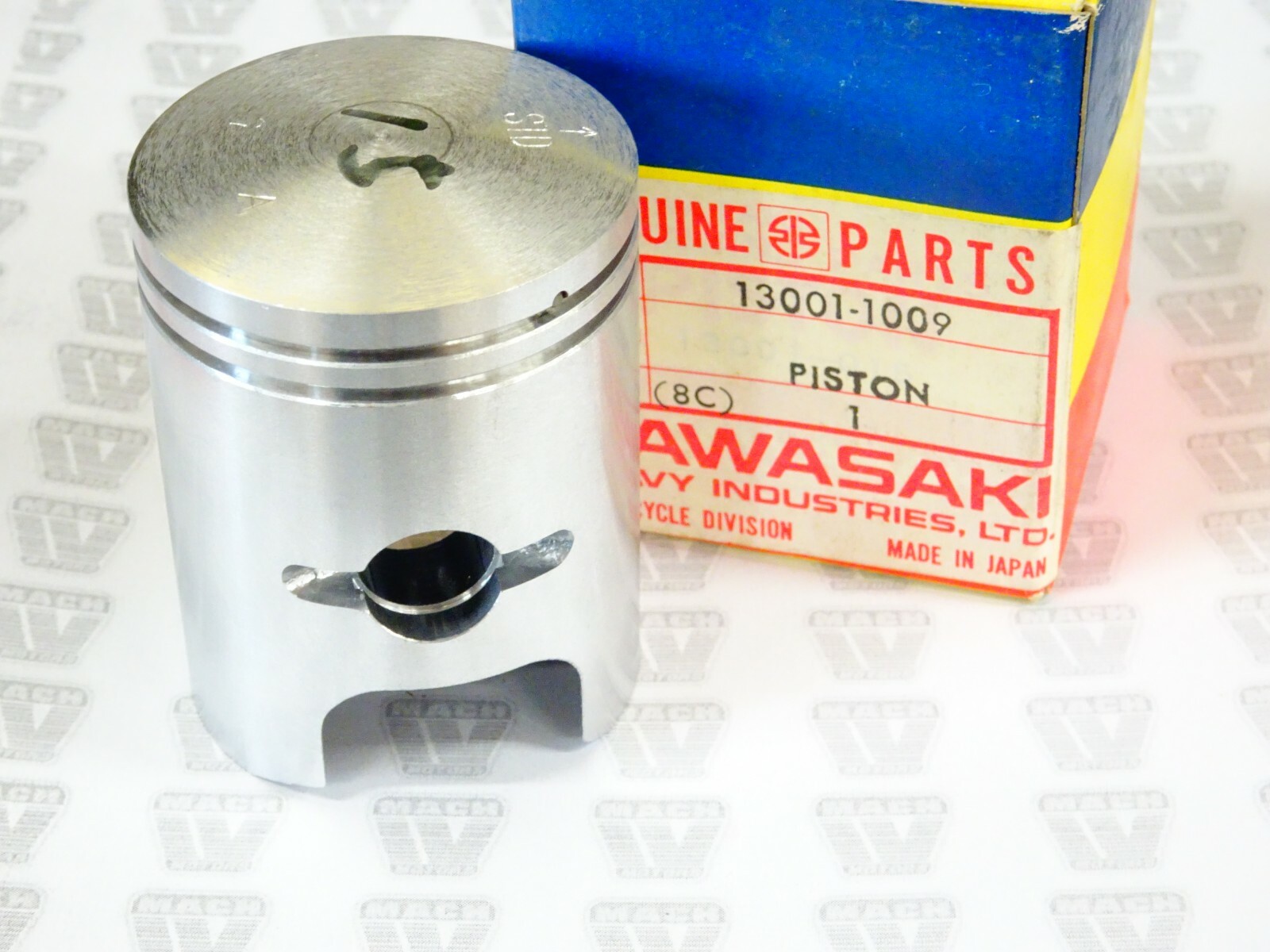 Kawasaki NOS NEW 13001-1009 STD Piston G3 G4 G5 KD KE KH KM