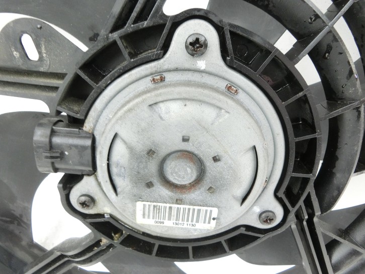 Citroen DS3 10-16 1,6 115KW Lüftermotor Ventilator f. Kühler Citroen DS3 10-16 02.08.2012 1253Q0 gebraucht Vorschau 4