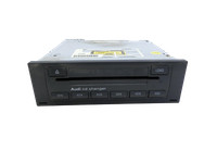 Audi A4 B7 04-07 CD-Wechsler Wechsler orig. 6-Fach Audi A4 B7 04-07 21.02.2005 8E0057111D 8E0035111D gebraucht Vorschau 1