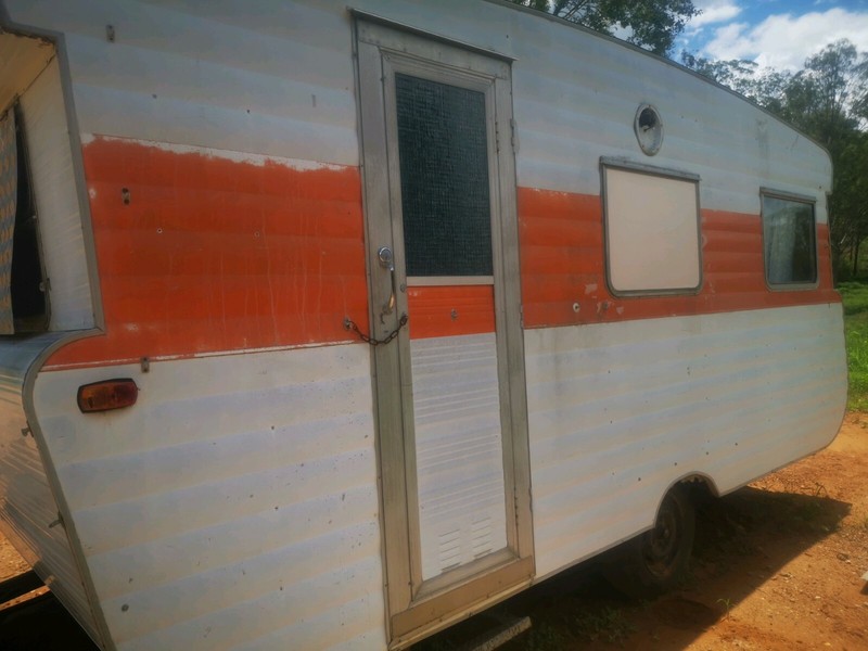 1978 Viscount Caravan With Orig Awning Caravans Gumtree