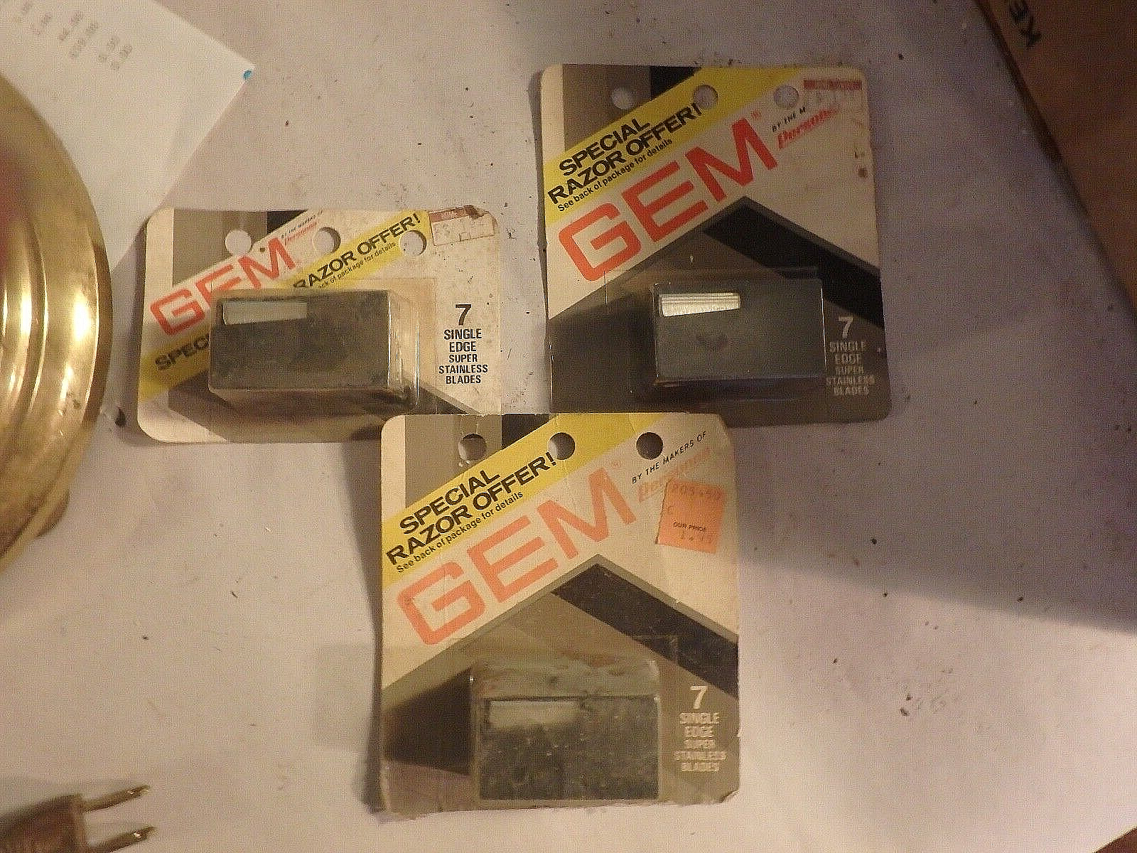 9J-  3 vintage  NOS sets of 7 GEM Personna razor blades