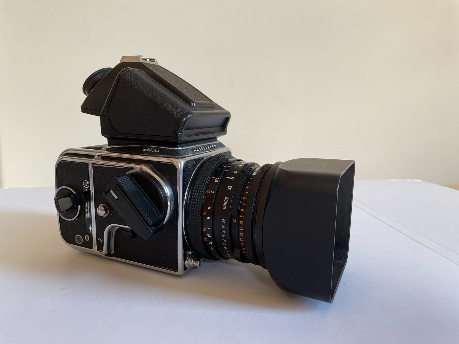 MINT Hasselblad 503CX Film Camera w/ Carl Zeiss Planar CF MINT Hasselblad 503CX Film Camera w/ Carl Zeiss Planar CF
