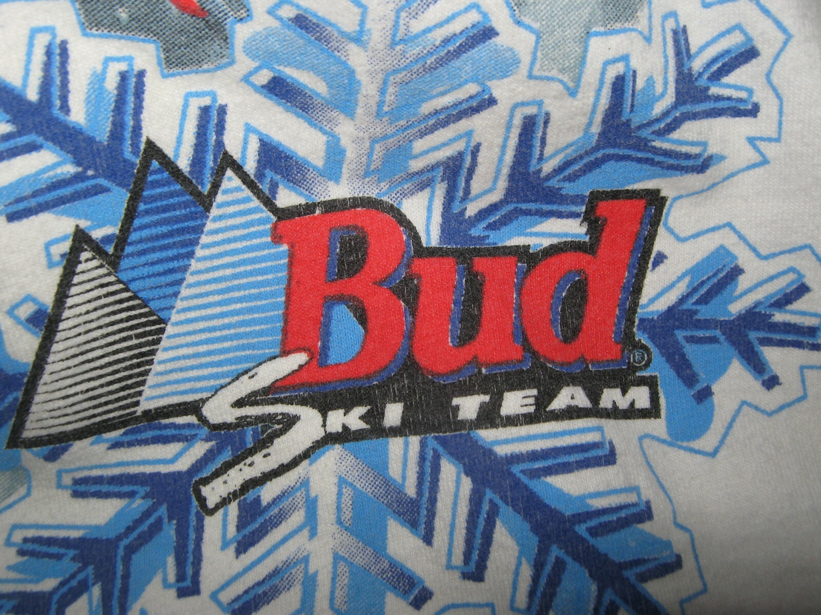 Rare Vintage Budweiser Bud Beer ski Team T-shirt Size XL Made in USA