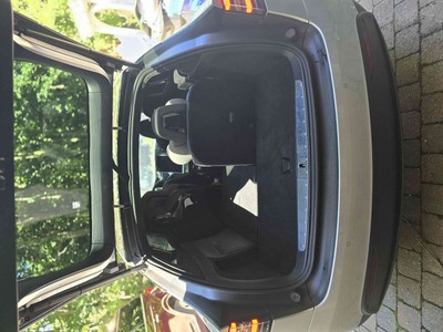image 4 of interior