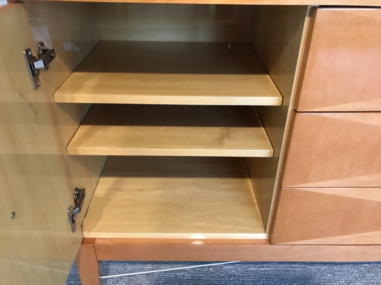 Gorgeous Italian-made Buffet — Glass-like Finish — Excellent used condition