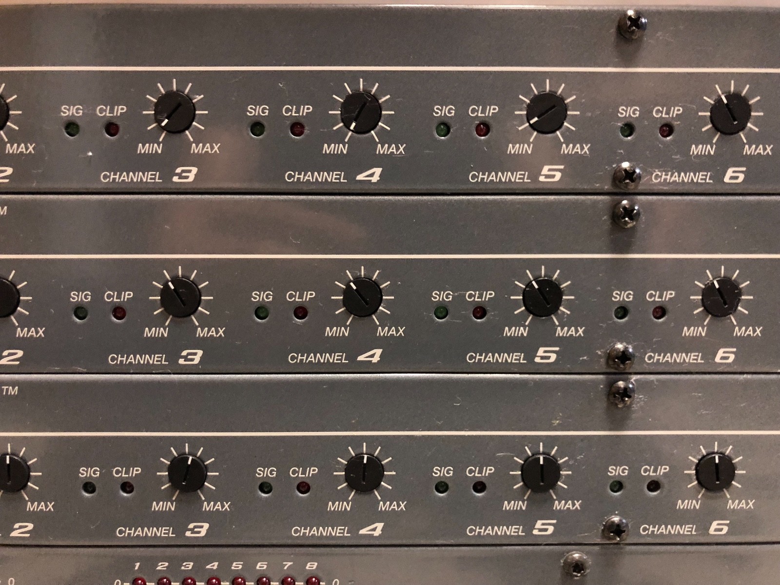 Peavey Architectural Acoustics A/A - 8P Eight Channel Preamp       AA8P