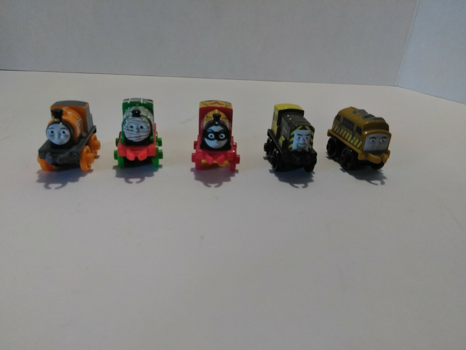 Lot of 15 Thomas the train minis