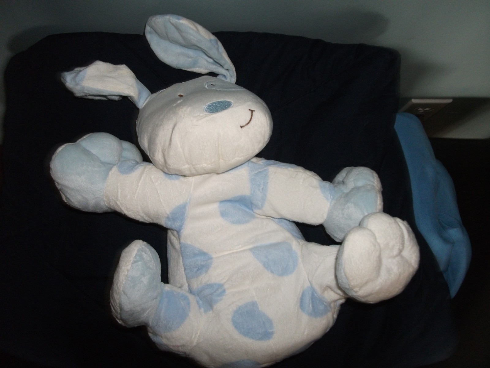 CHILDS SHOPPING CART COVER & STUFFED DOG PRICE REDUCED