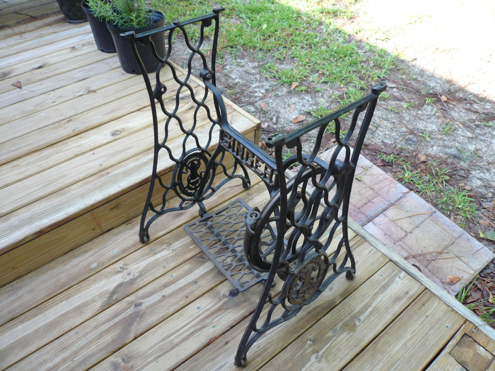 Antique Cast Iron Singer Treadle Sewing Machine Base & Wood Table Top