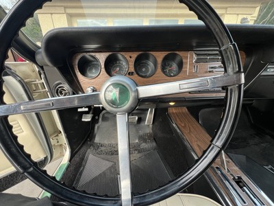 image 11 of interior
