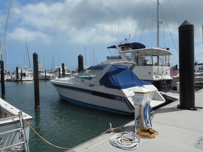 1989 Wellcraft Gran Sport 34 Boat Express Cruiser