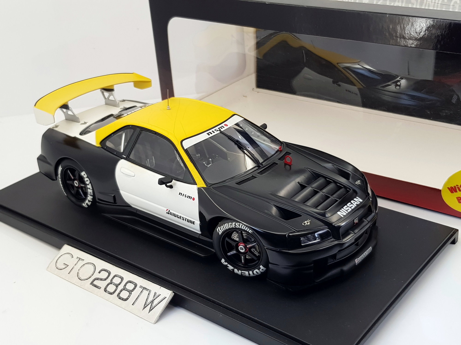 R34 Skyline JGTC NISMO GT-R TEST CAR トミカ