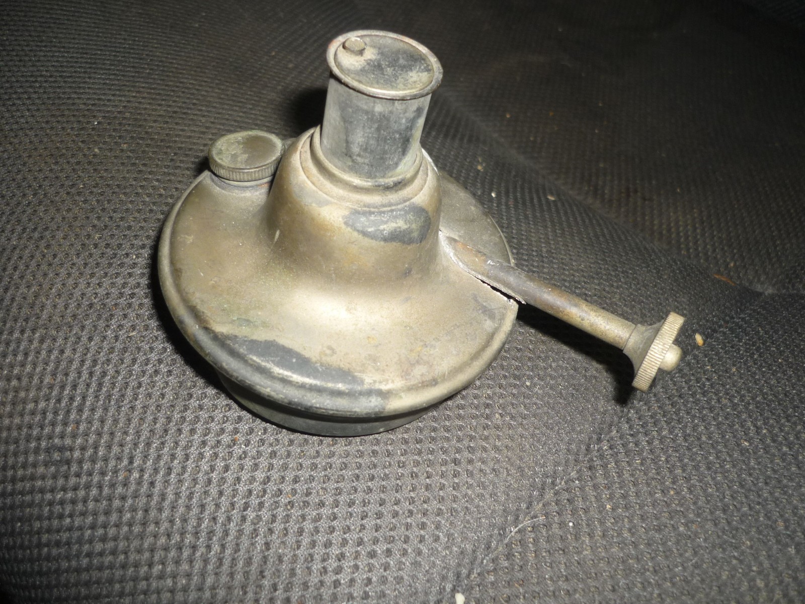 Antique small  Brass  Oil   Lamp   3 1/2