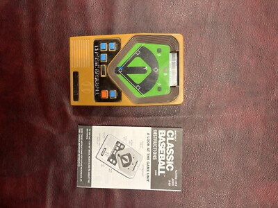 2001 Mattel Classic Baseball Brown Sports Handheld Electronic w/ instructions