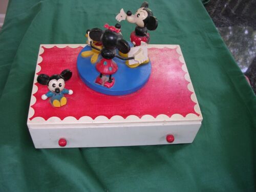 Vintage 30s Mickey Mouse Minnie Pluto Japan Walt  Disney WOOD MUSIC BOX