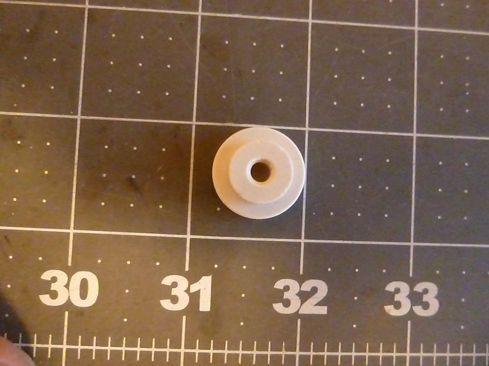 TEN (10) TEMPCO CER-102-104 Ceramic Terminal Caps,10-24 Threads