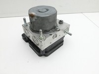 Mercedes W176 A200 12-15 ABS Steuergerät Aggregat Hydraulikblock Mercedes W176 A200 12-15 28.01.2015 A0004310500... Vorschau 4