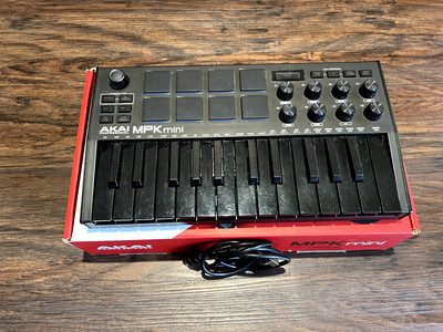 AKAI Professional MPK Mini MK3 - 25 Key USB MIDI Keyboard Controller  - Black