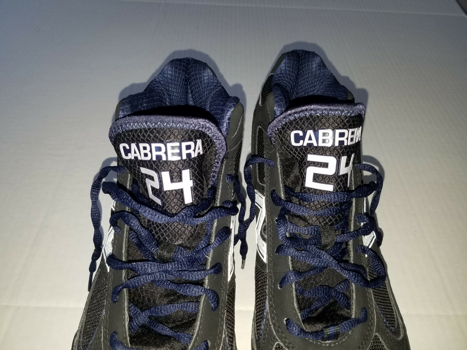 MIGUEL CABRERA Detroit Tigers GAME ISSUED USED CLEATS World Series Champion
