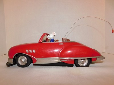 VTG STUART LITTLE MOVIE RED ROADSTER CONVERTIBLE RC REMOTE CONTROL CAR 110 2