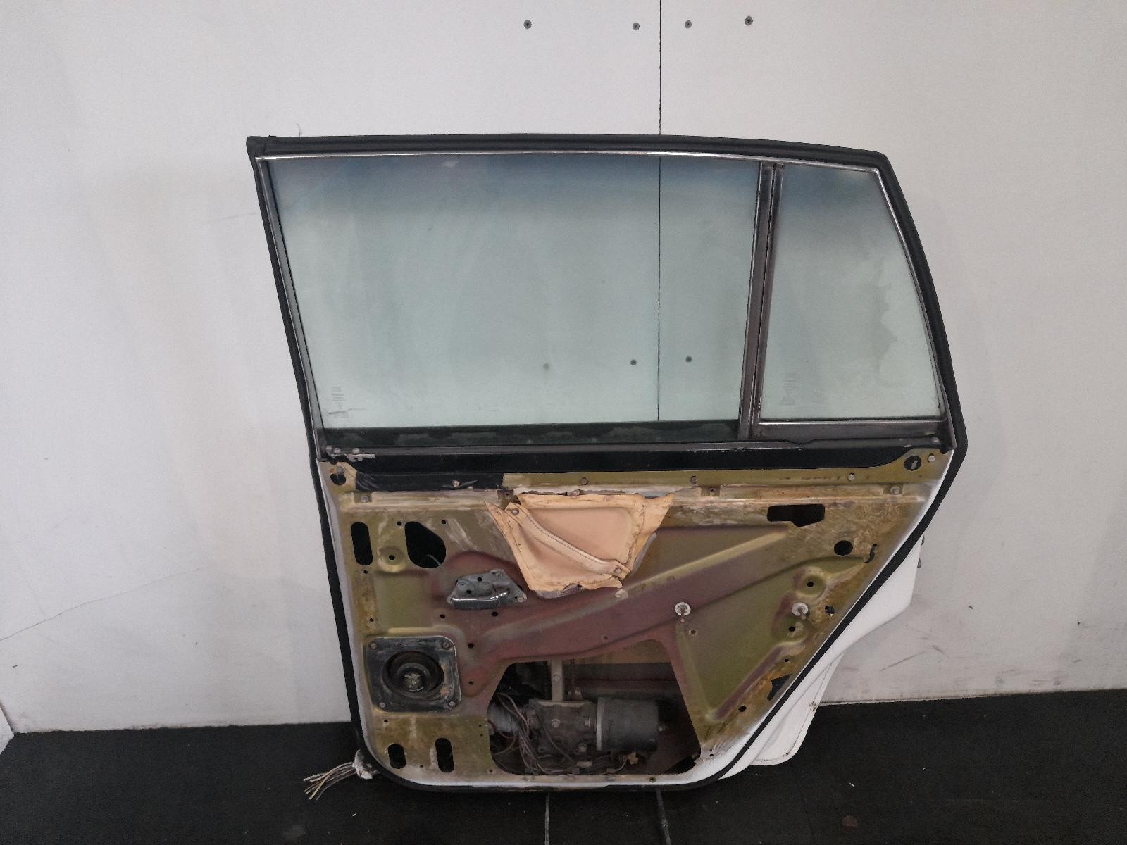 1980 Rolls-royce Silver Shadow/silver Wraith Ii RIGHT REAR DOOR SHELL 1965-1980 1873 image 2