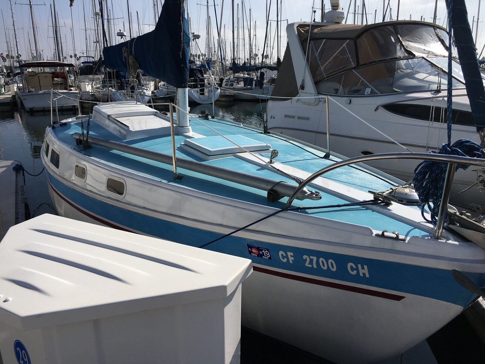 CAL 28' Sailboat Great Condition