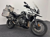 TRIUMPH EXPLORER XRX LOW ** FULL LUGGAGE - FULL HISTORY- 12 MONTHS MOT ** 