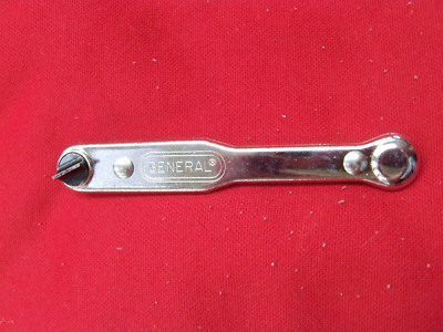 VINTAGE GENERAL HARDWARE No.807 SLOTTED RATCHET OFFSET SCREWDRIVER