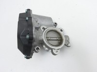 Audi A4 8W 15-19 TDI 2,0 110KW DEUA Drosselklappe Audi A4 8W 15-19 27.06.2016 04L131501B A2C80881400 gebraucht Vorschau 4