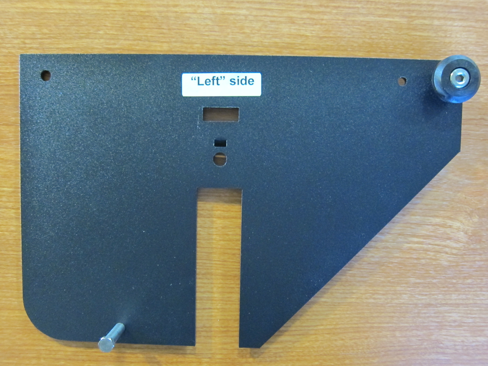 20192020 Dodge Ram DT Cargo Bed In Bed Divider New Mopar OEM eBay