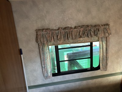 image 28 of interior