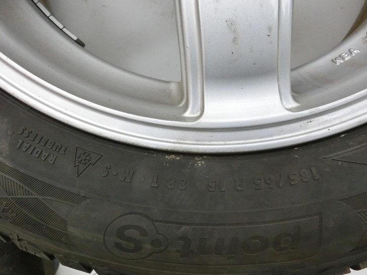 Ford B-Max JK 12-17 4 x Kompletträder Aluminiumfelge Winterreifen 185/65R15 4X108 Ford B-Max JK 12-17 03.04.2014... Bild 13