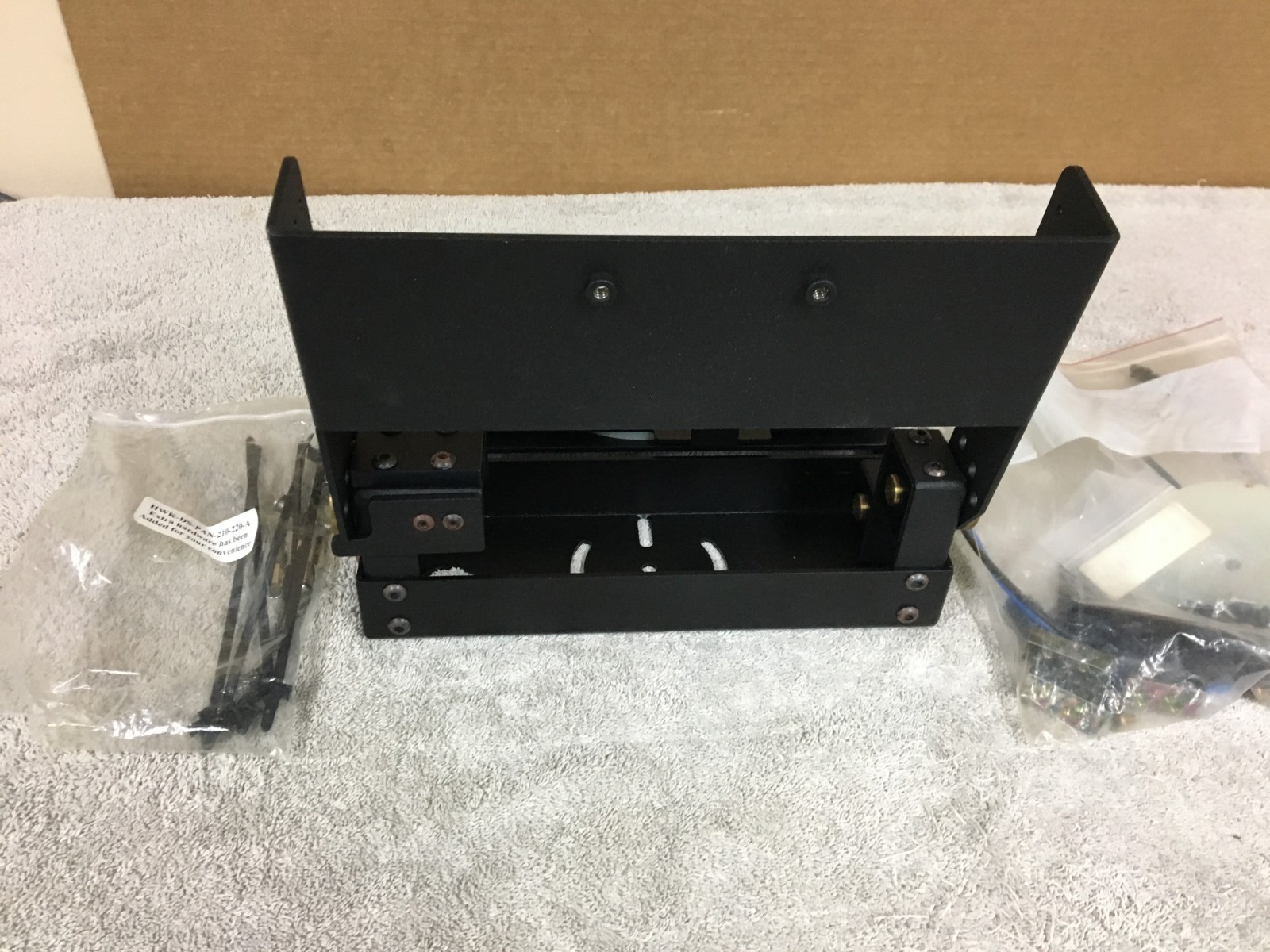 New Havis TAB18 Mount for CF18 TuffDock models or screen and keyboard