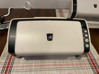 Fujitsu FI-6130 Document Scanner   Tested & Working!