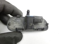 Audi A4 8K B8 07-11 Waschdüse f. Windschutzscheibe WS Rechts beheizt Audi A4 8K B8 07-11 29.10.2009 8T0955988B gebraucht Vorschau 4