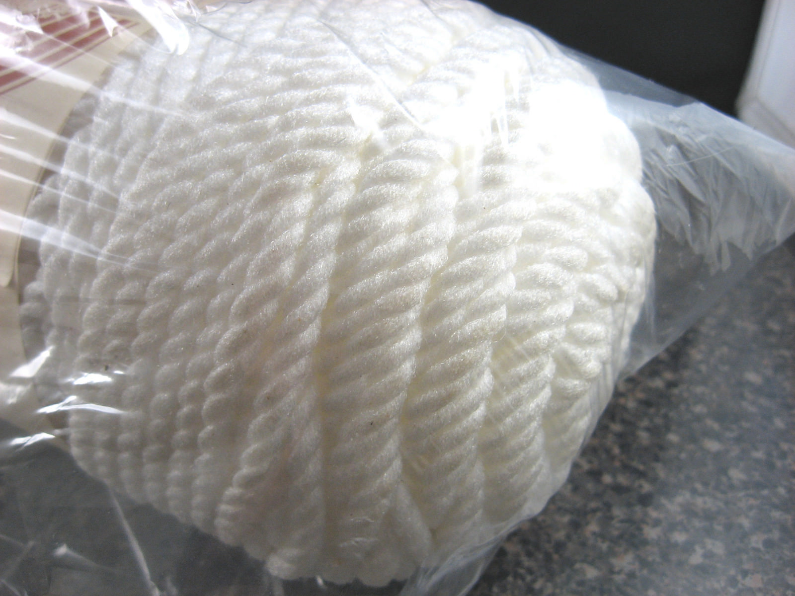 NOS VTG 1 Roll 100 yds Elefant Twist Craft Macrame Yarn Cord 5mm WHITE Herculon