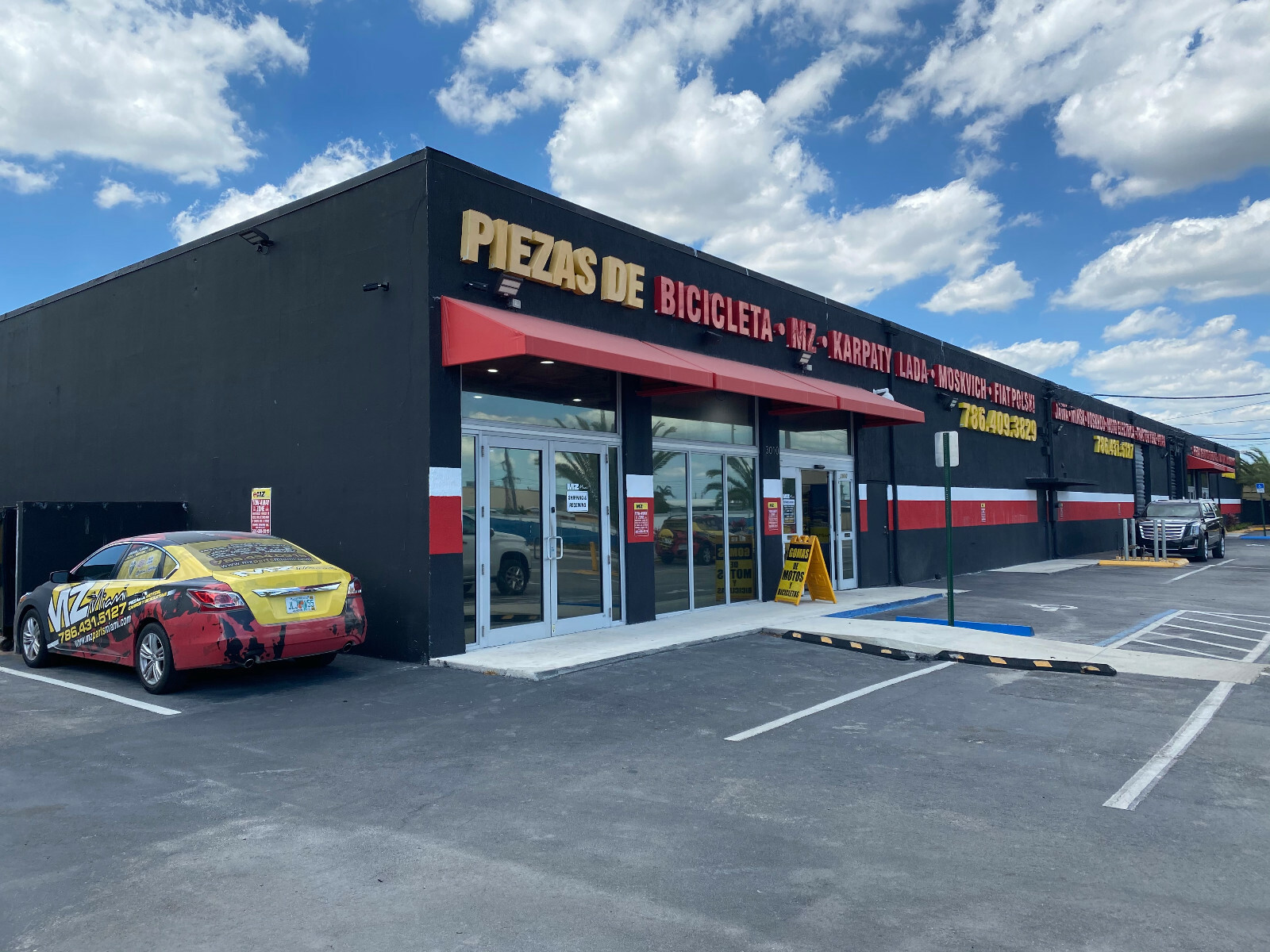 JUEGO DE MALETICAS DEL FILTRO Y BATERIA, FRAME SIDE COVERS MZ GREY MZ TS 250