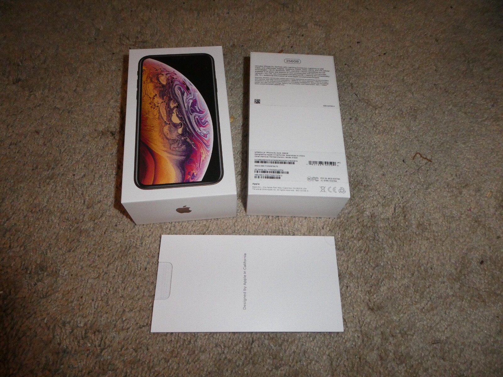 iphone XS 256GB Gold BOX ONLY (NO PHONE)