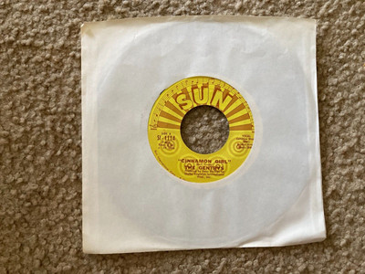 THE GENTRYS Cinnamon Girl (45 1970) NM/NM- Original Press