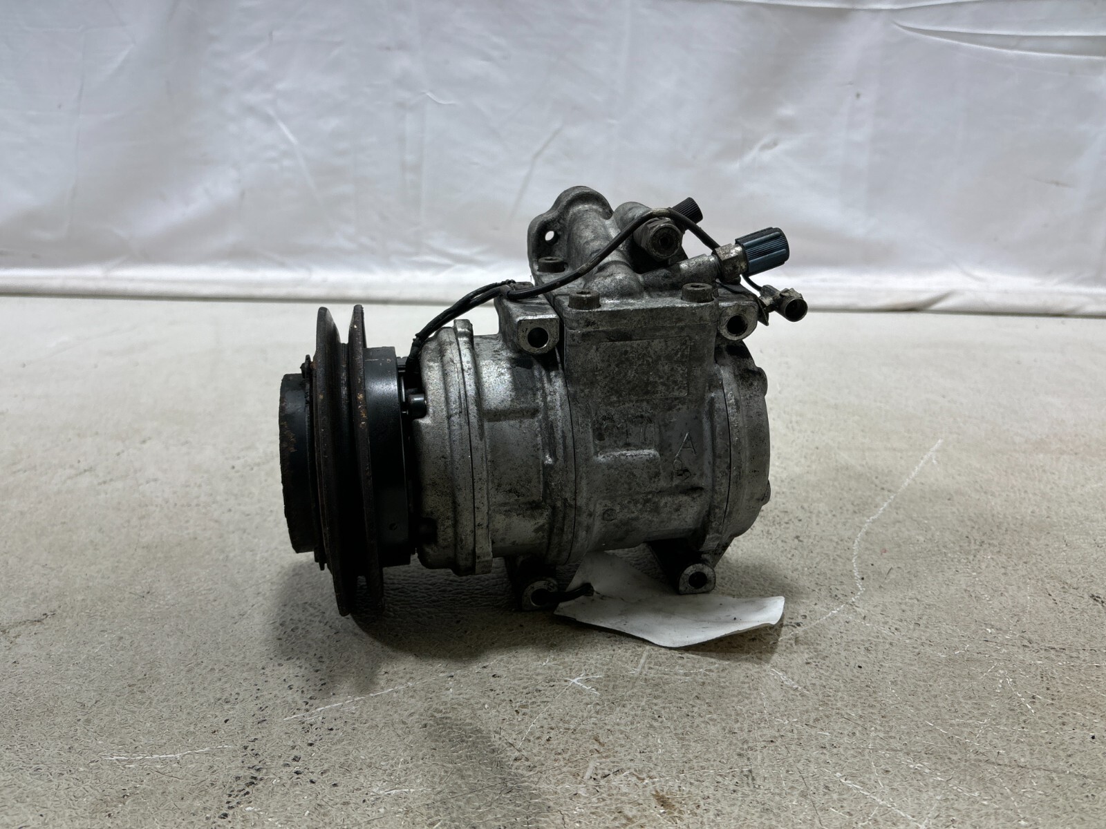1991-1992 Toyota Land Cruiser AC A/C Compressor Assembly