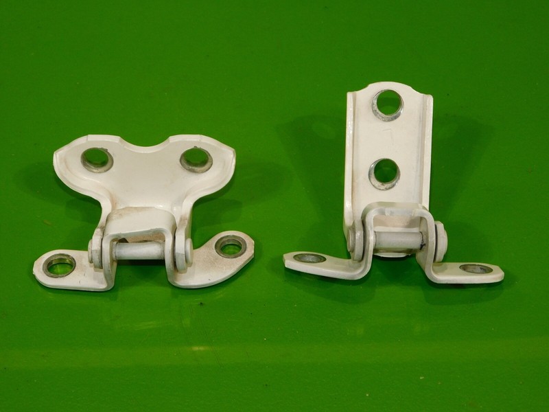 06-13 IS250 IS350 OEM driver left rear door hinges hangers mounts crystal white